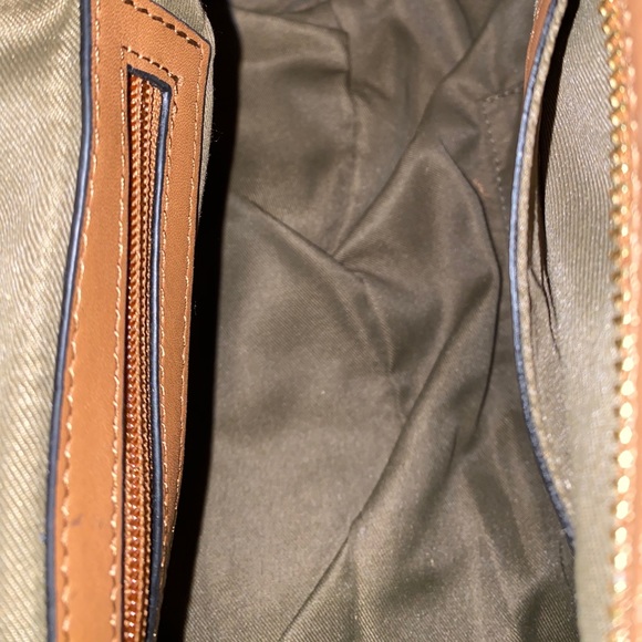 Clarks - Picture 4 of 8